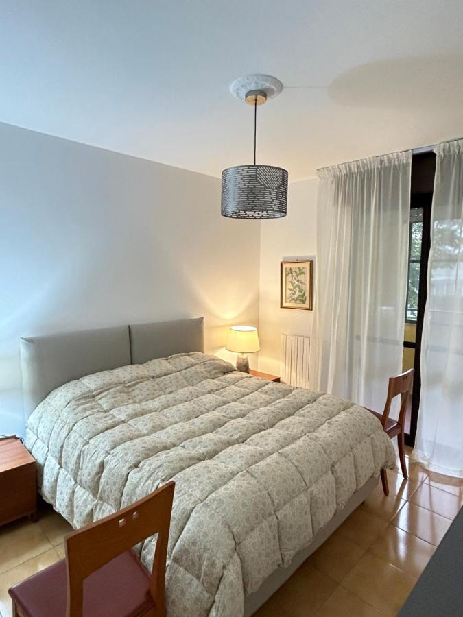Casa Vacanze 1702, Con La Camera Matrimoniale Con Il Bagno Privato E Un Soggiorno Comune Milano Esterno foto